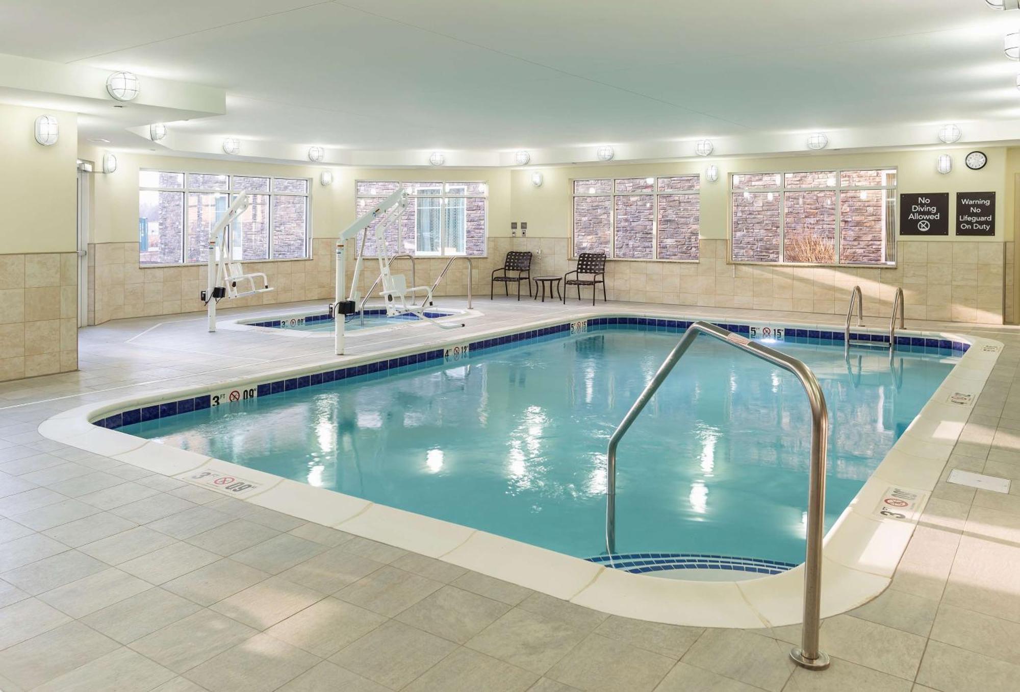 Homewood Suites By Hilton Akron/Fairlawn Extérieur photo